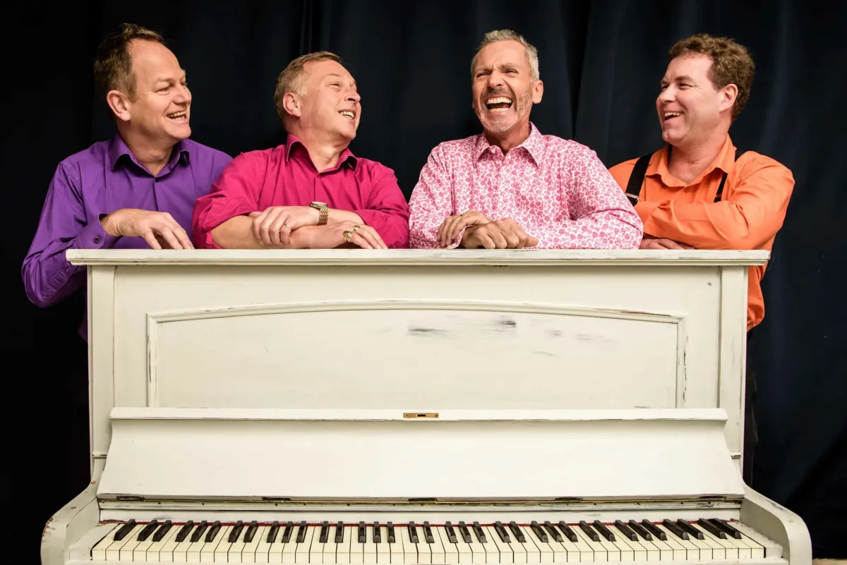 4 Poofs and a Piano x La La Piano Bar: The Christmas Special